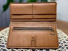Load image into Gallery viewer, The Stagecoach | 8-Card Zippered Long Wallet
